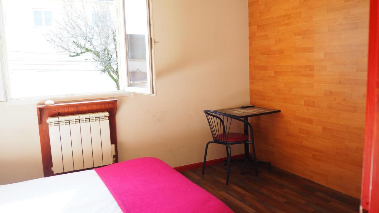 Le Logis De La Garenne Hotel Morestel Ngoại thất bức ảnh