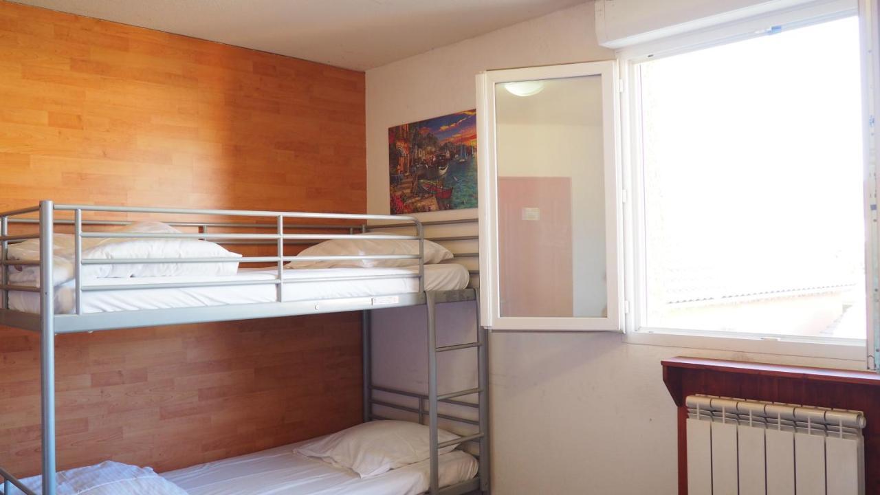 Le Logis De La Garenne Hotel Morestel Ngoại thất bức ảnh